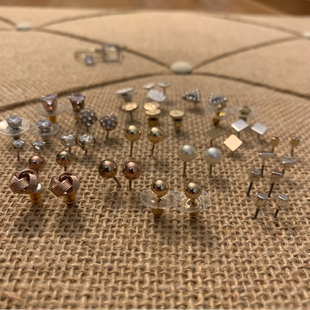 Stud Earring Bundle - image 8